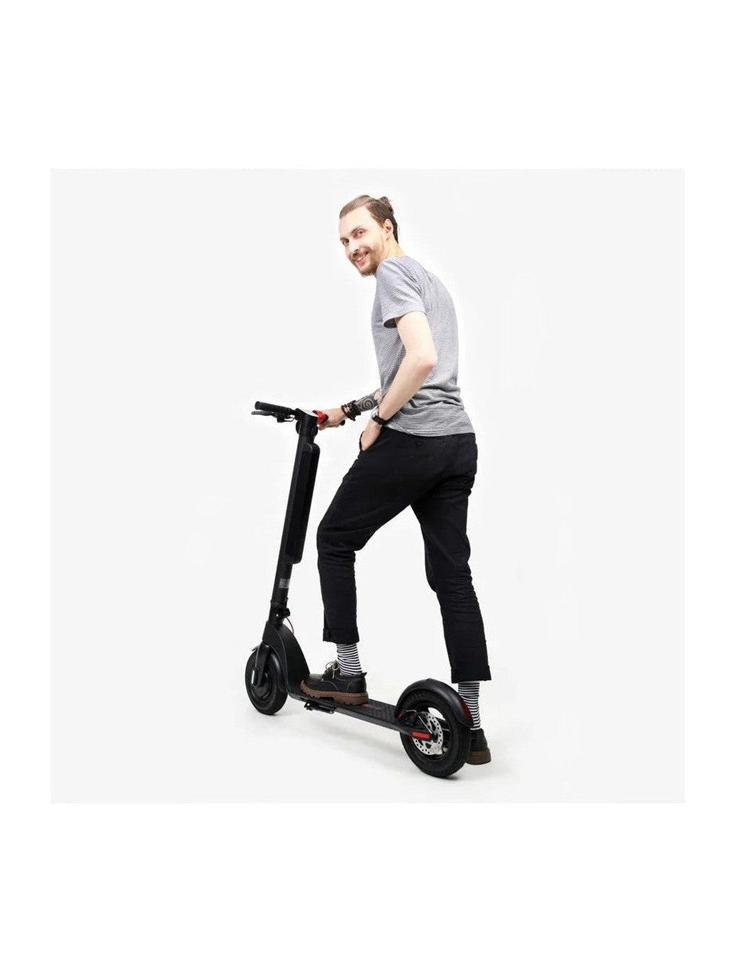 Patin Scooter Electrico HX X8 - Velocidad 25km/h Distancia 45km con Una carga